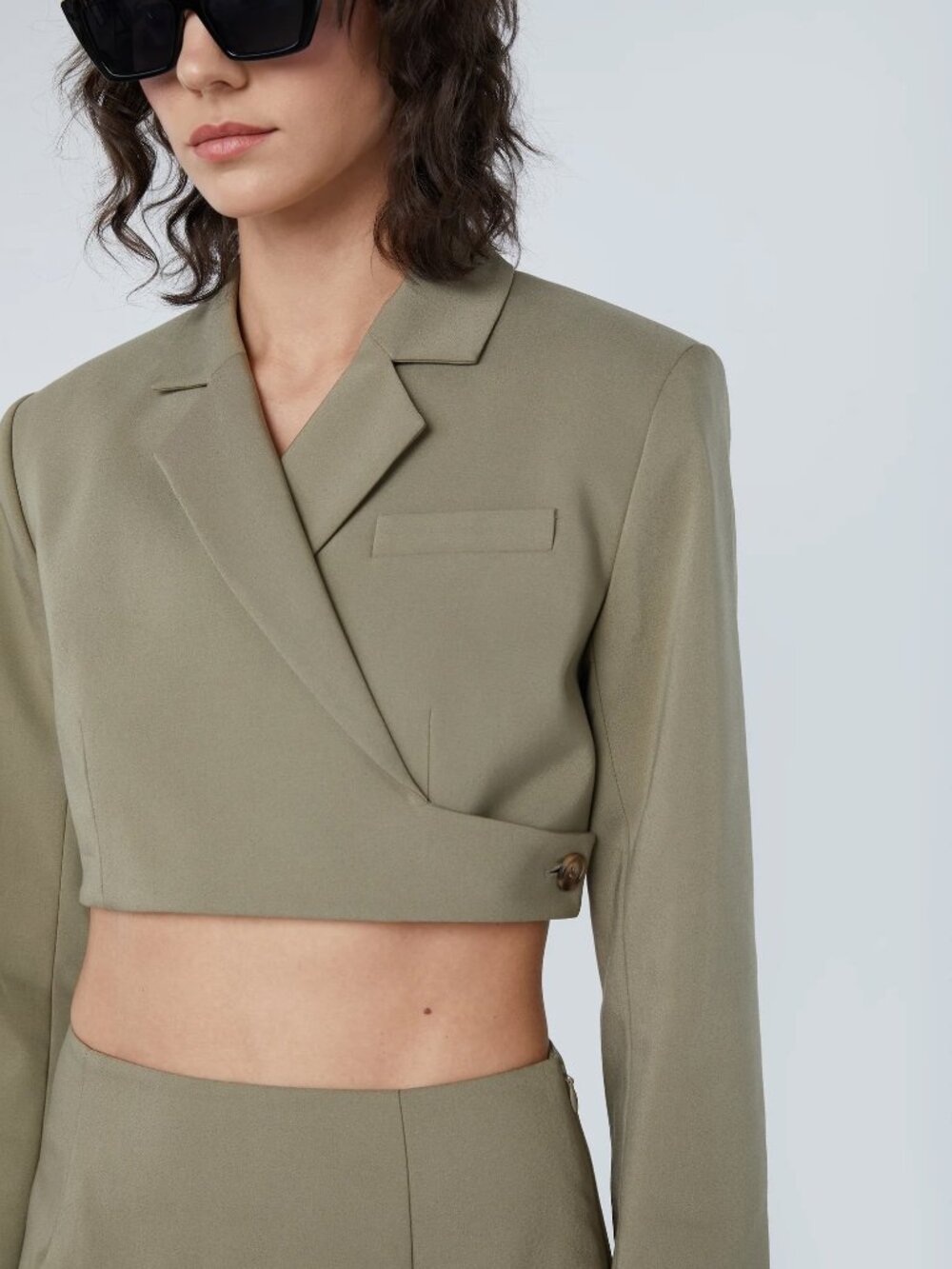 Oak + Fort CROPPED CROSS BACK BLAZER